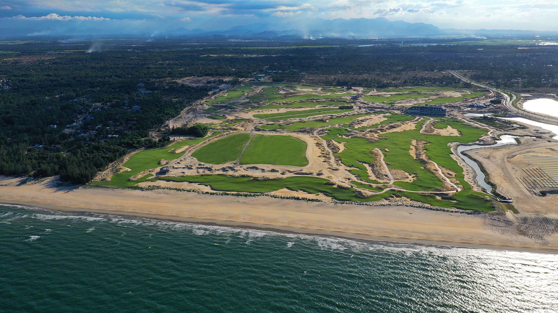 Vietnam golf