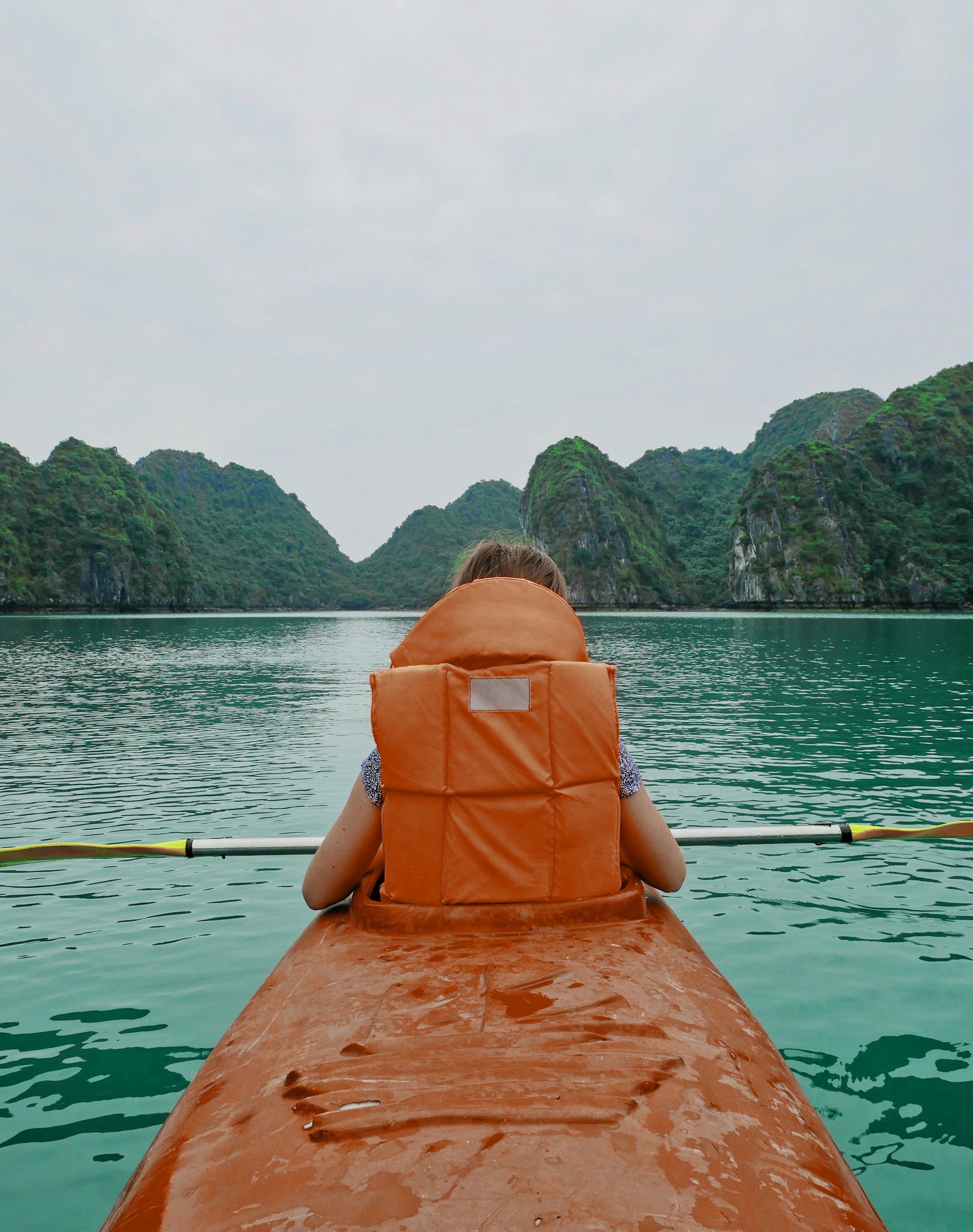 Ha Long Bay kayaking